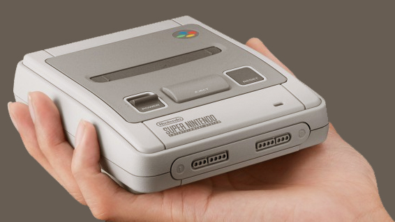 Nintendo hat heute das SNES Classic Mini angekündigt! Hier erfährst du, was im Lieferumfang dabei sein wird, ab wann und zu welchem Preis die Minivariante des Super Nintendo Entertainment Systems erhältlich sein wird - und welche 21 Spiele diesmal vorinstalliert sind.
